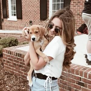 Meet your Posher, Isabelle